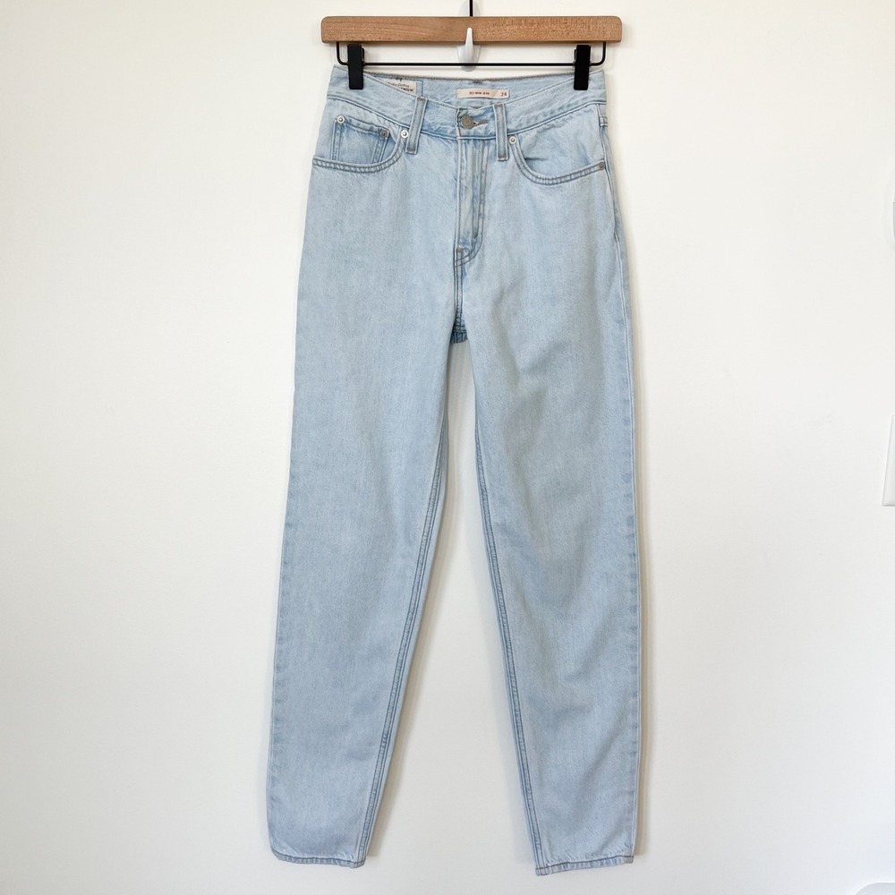 Levi's Premium 80s Mom‎ Jean High Waist Womens 24 Light Wash